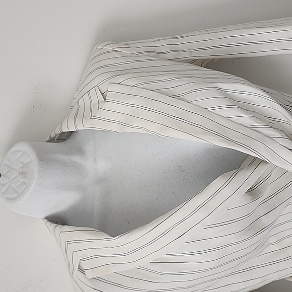 ZARA Womens Long Sleeves Linen Blend Short Cropped Blazer Jacket Size XS - Picture 7 of 15